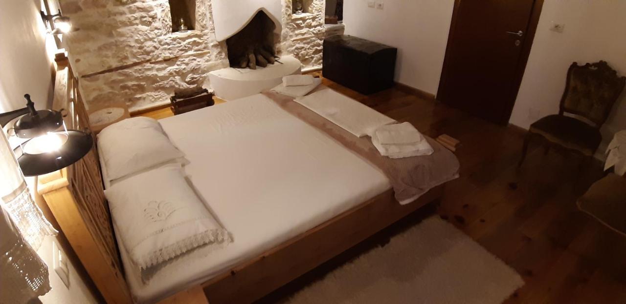 Braja House Hotel Gjirokastër Екстериор снимка